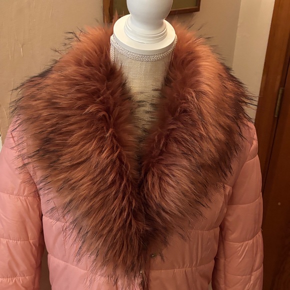 Pink Faux Fur Collar Women's Puffer Coat size L. - Picture 2 of 7